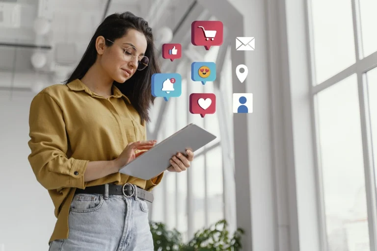 ¿Eres una pequeña empresa? Descubre cómo el marketing digital puede ayudarte a destacar, llegar a tu público y hacer crecer tu negocio.